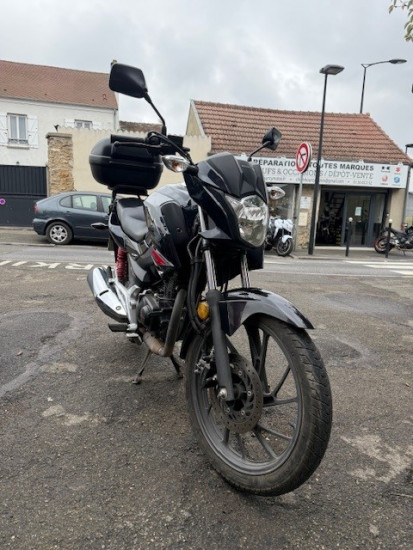 CB 125 F - CHAMBOURCY