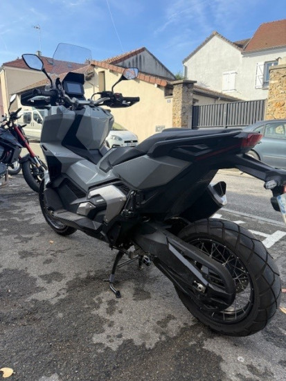 X-ADV 750 - CHAMBOURCY
