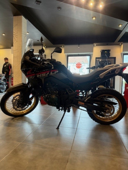 Transalp 750 - CHAMBOURCY