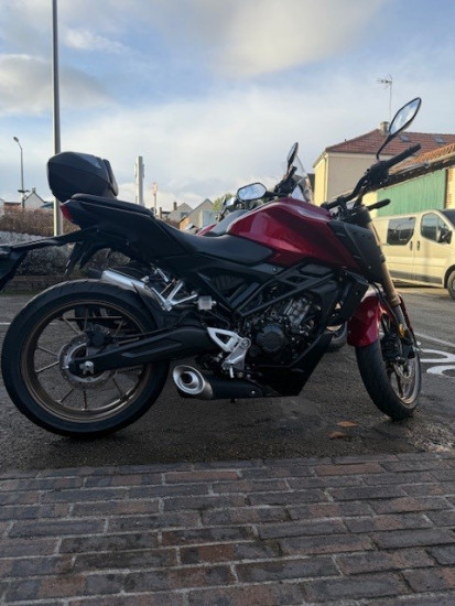 CB 125R - CHAMBOURCY