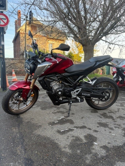 CB 125 R - CHAMBOURCY