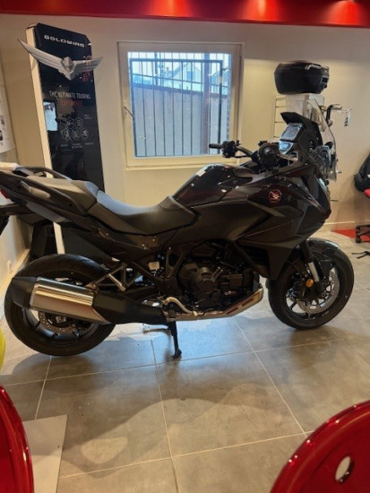 NT 1100 DCT - CHAMBOURCY