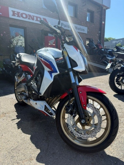 CB 650 F - CHAMBOURCY
